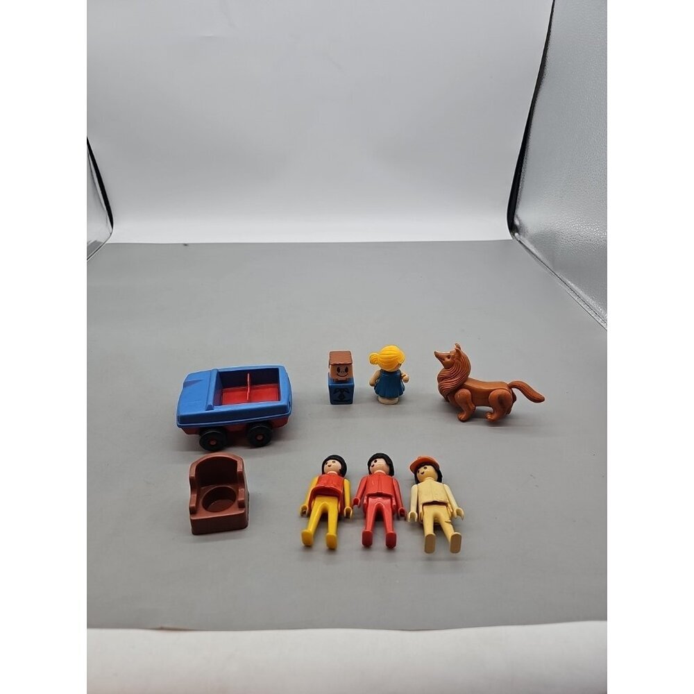 Vintage‎ Playmobil Figures People Lot Of 8  Dog Car Buggy